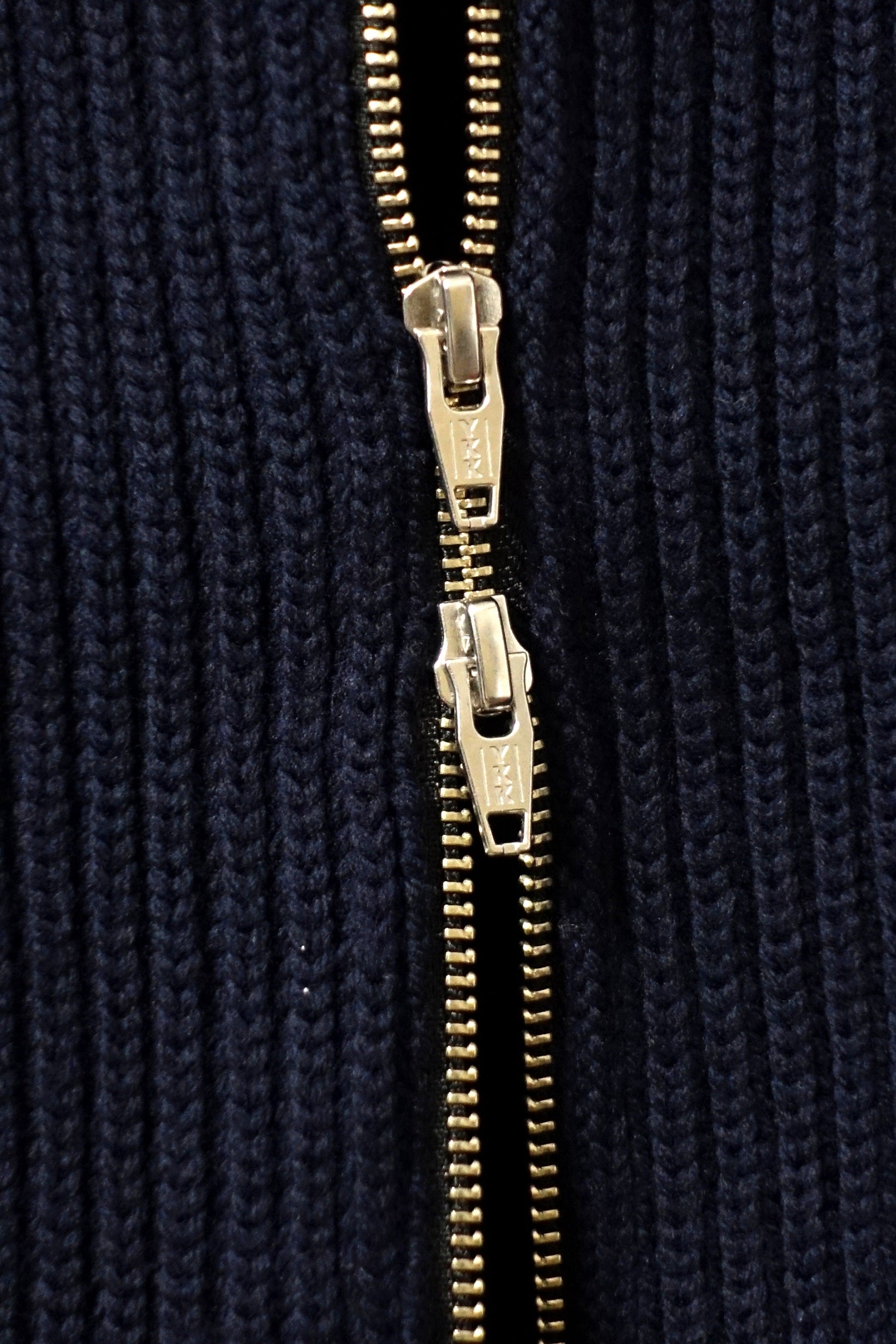URU(ウル)/ZIP UP KNIT VEST/Navy 通販 取り扱い-CONCRETE RIVER