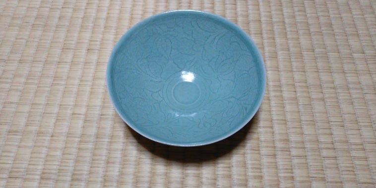 高麗青磁、松月窯、金 鐘浩作の茶碗です。 | 高麗青磁、松月窯、金 鐘 