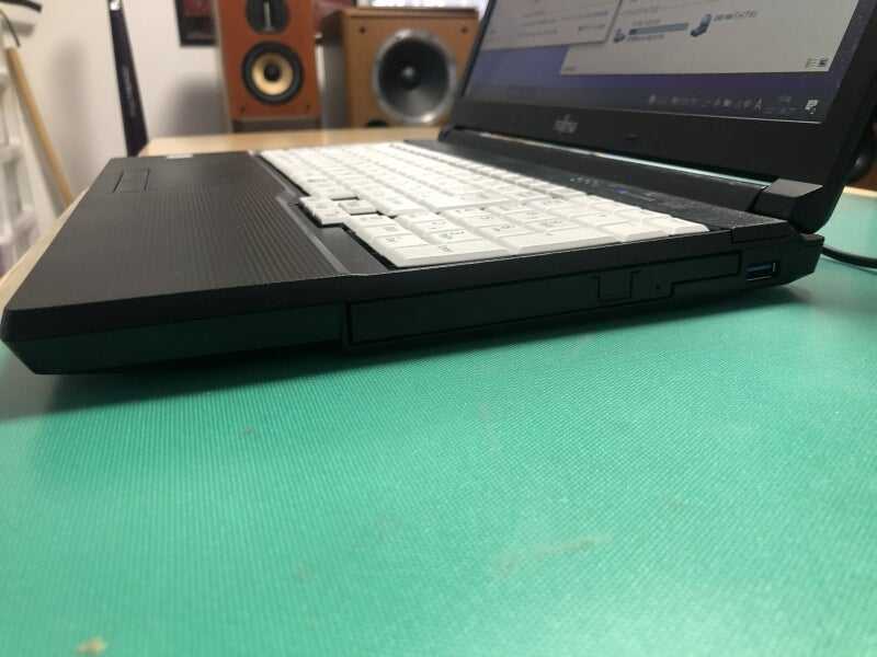 完売】富士通 LIFEBOOK 第８世代 core i3/4GB/120GB SSD | パソコン 