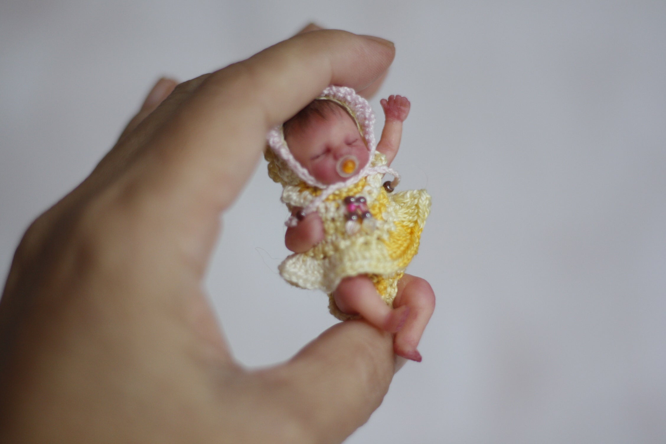 赤ちゃん人形　リボンドール　シリコンベビー