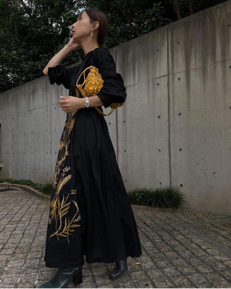 大人気のMADELYN EMBROIDERY DRESSが再々販売決定♡ | 黒石奈央子オフィシャルブログ Powered by Ameba