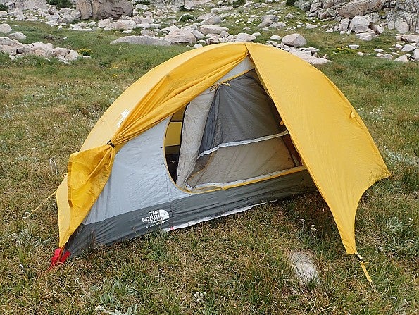 軽量・簡単・お手頃】ノースフェイスのストームブレークで登山泊