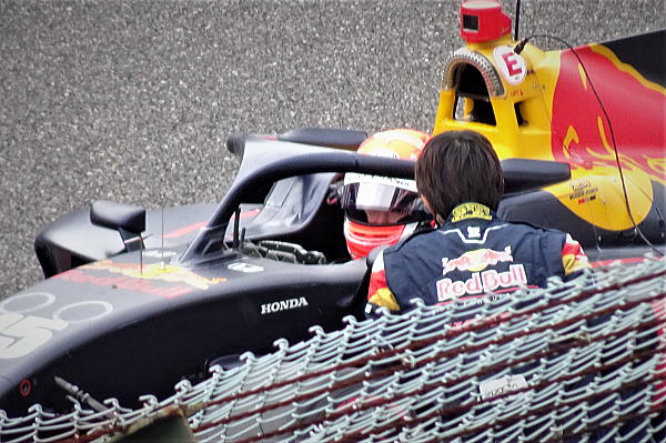 激安な 無限 MUGEN ノベルティ 優勝ピンバッジ Honda 野尻智紀 大津