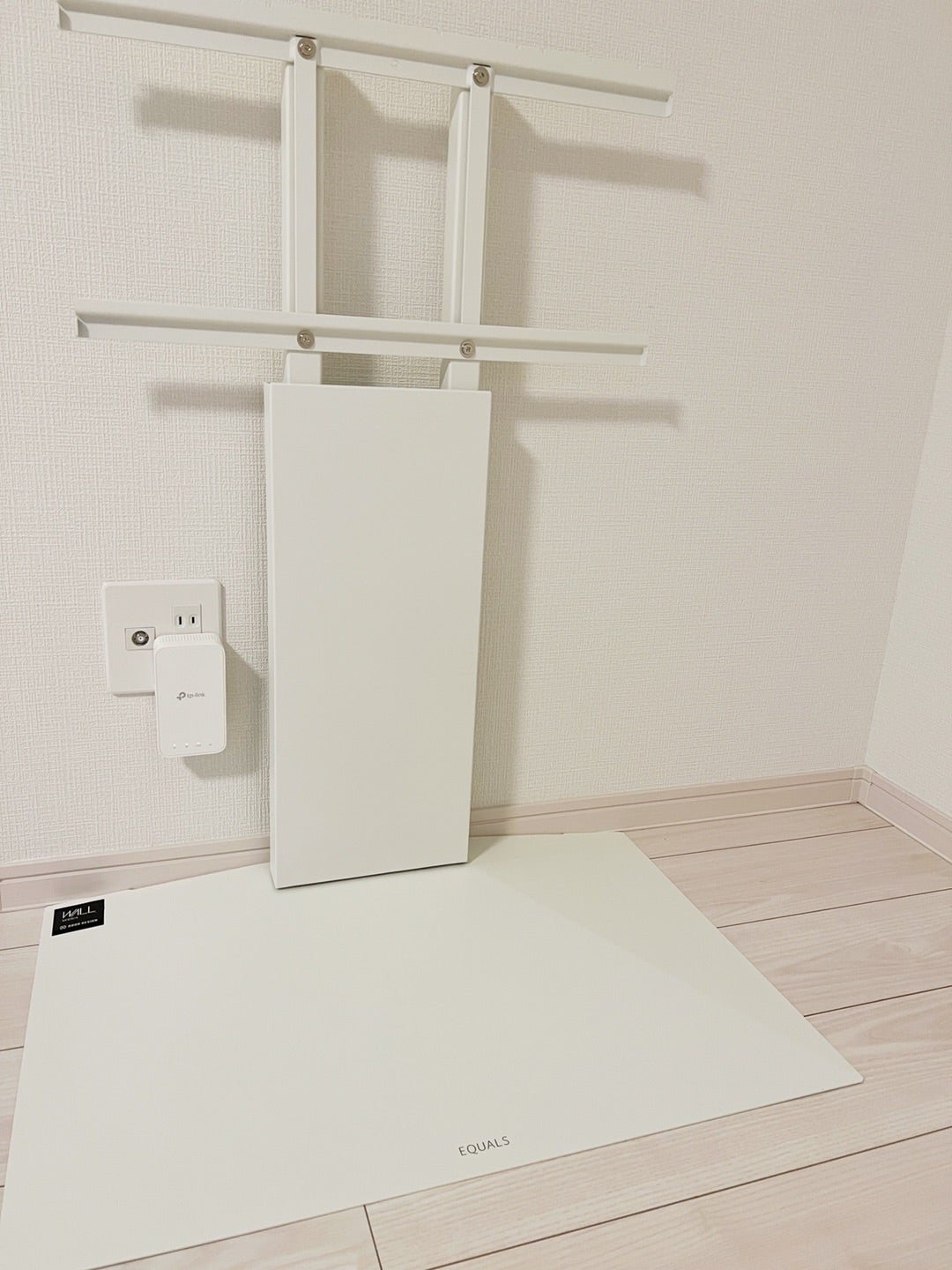 壁寄せテレビスタンドWALL V3 ロータイプを口コミレビュー 壁寄せテレビスタンドWALL V3 ロータイプを口コミレビュー