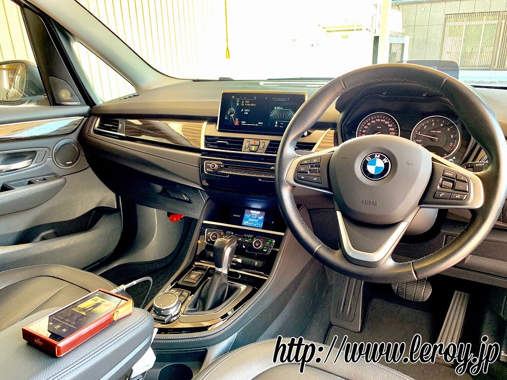 BMW F46 グランツアラー ♪ サブウーファー追加などシステムアップで更なる高音質な空間に！