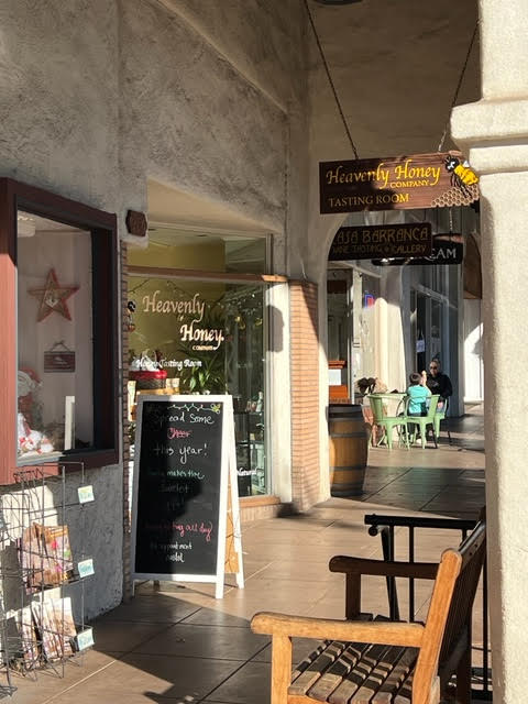Ojai オーハイ〜Wagyu Beef Burger/Japanese Burger Cafe | LA Ojai オーハイ〜Wagyu Beef Burger/Japanese Burger Cafe | LA