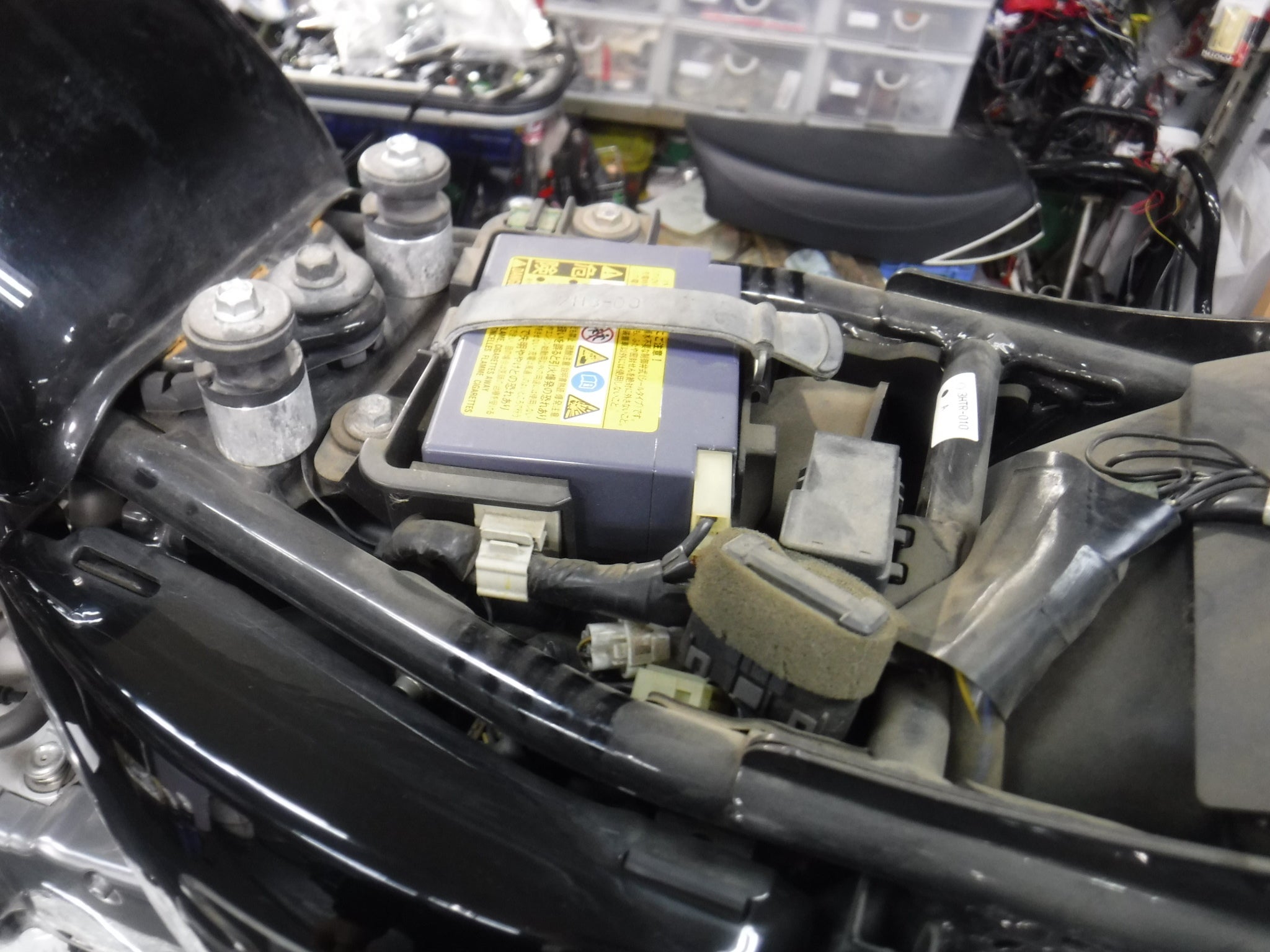 ヤマハ SR400 車検＆タイヤ交換 (今年初の車検！！) | 本庄市のバイク