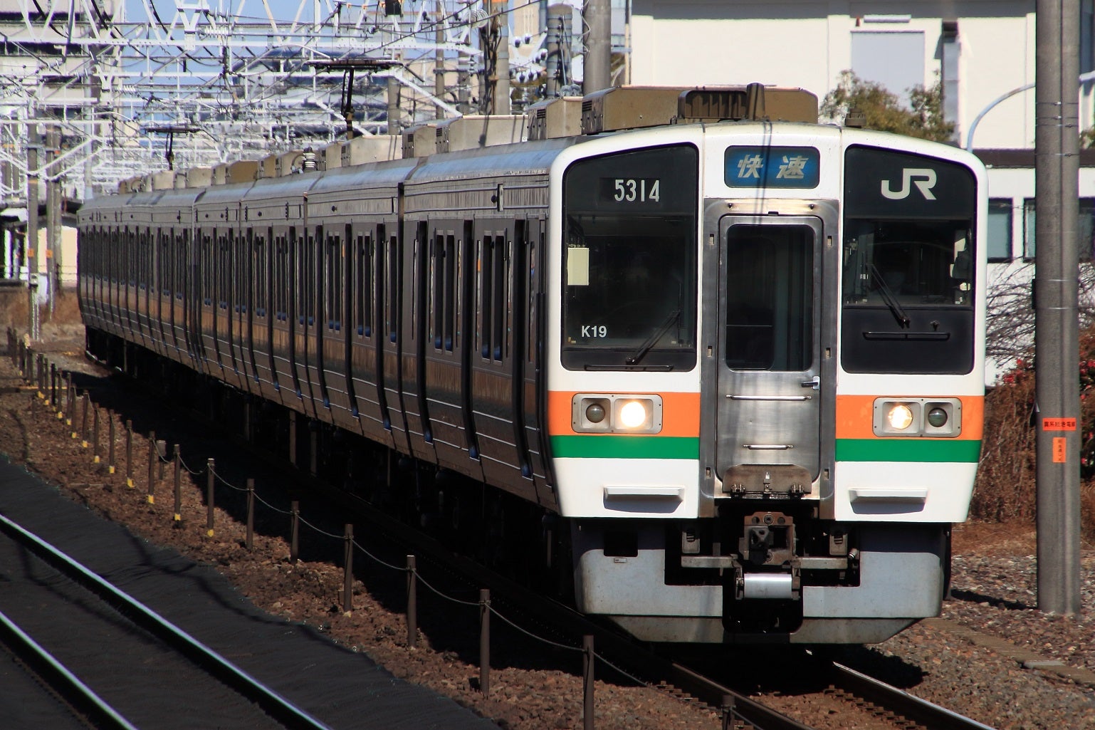 GREENMAX 211系5000番台が入線！【鉄道模型】 | あかでこの向野