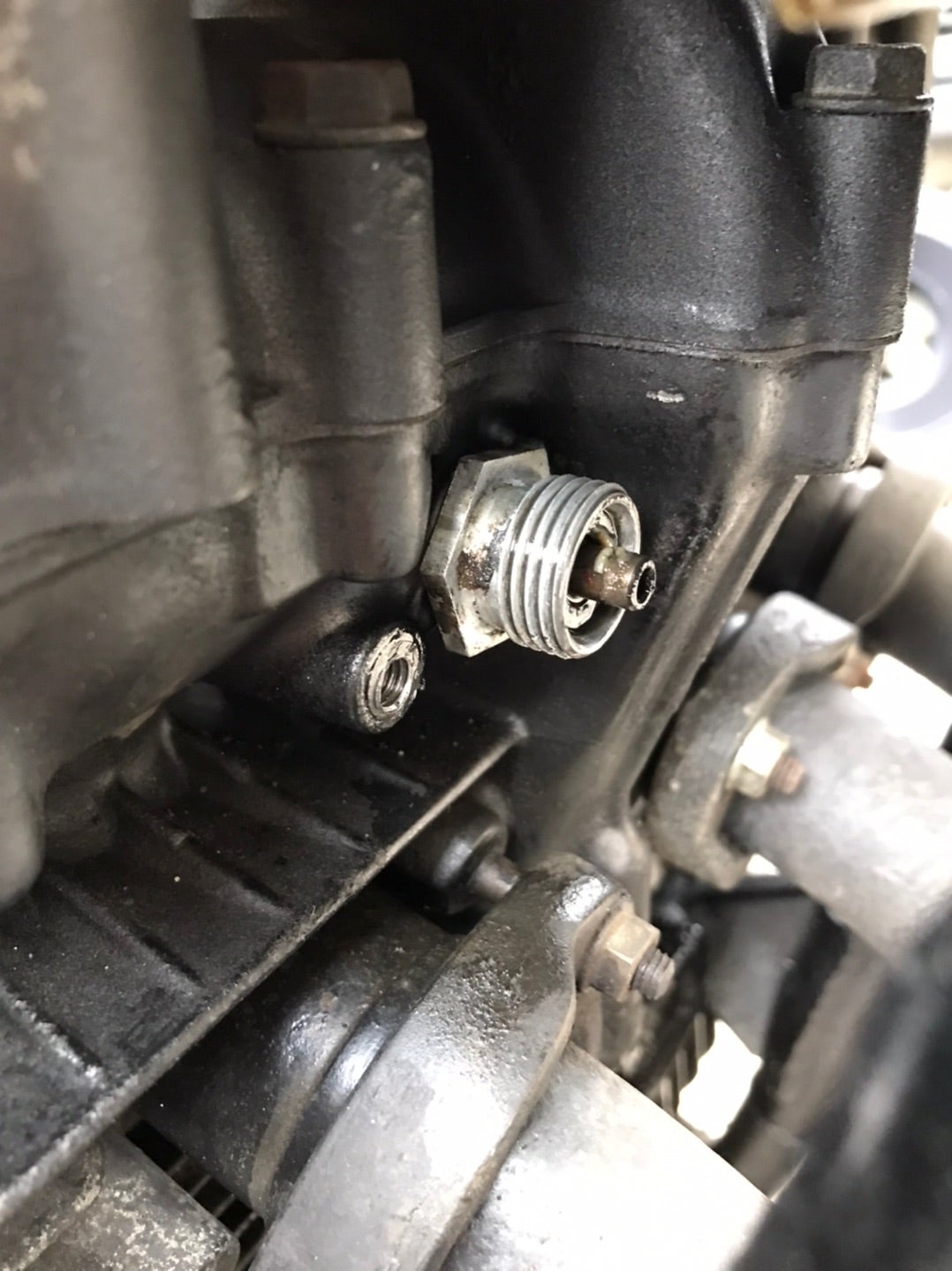 Z400FX タコメーターケーブル取出口からオイル漏れ | ノブログ(旧
