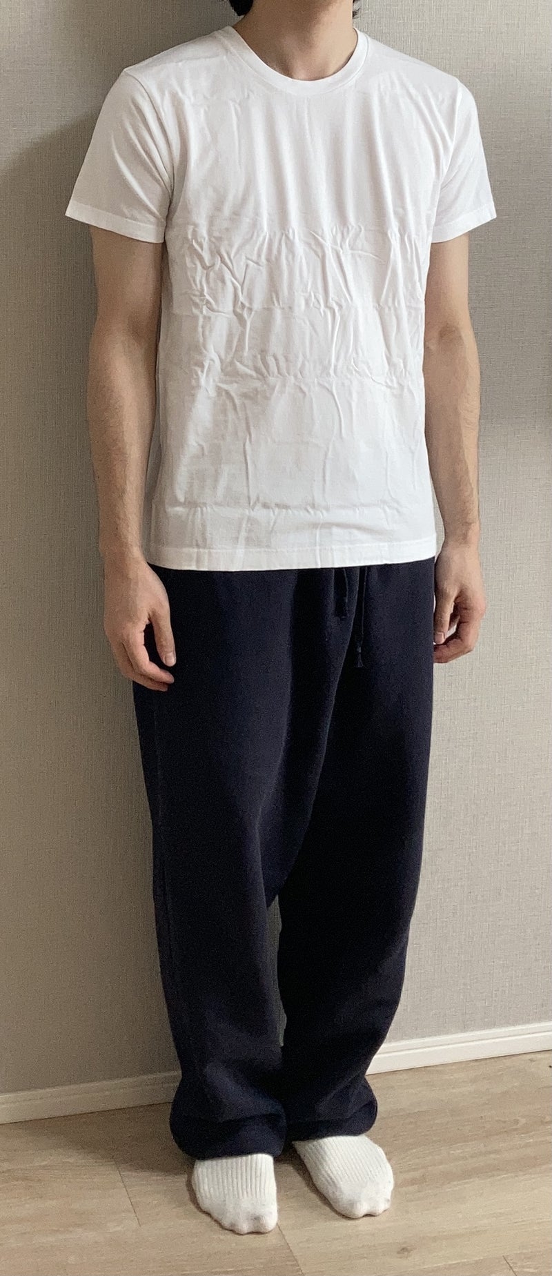 ヘインズ（Hanes）ジャパンフィットTシャツMサイズの着用画像