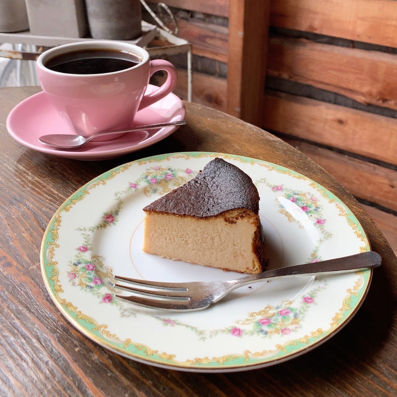 浅草 グルテンフリーのバスクチーズケーキ イリヤプラスカフェ＠カスタム倉庫 | ひとりでもまめにがんばるブログ