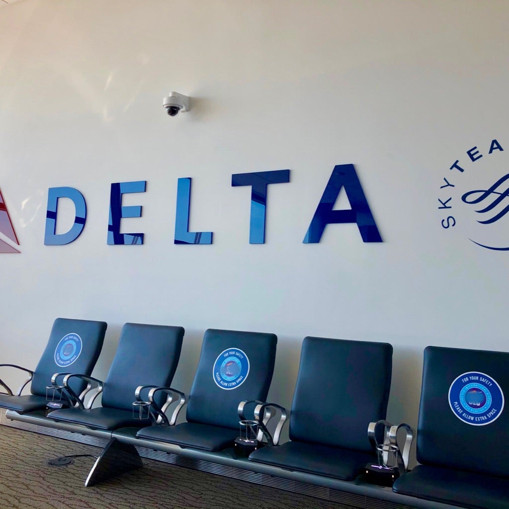 機内持ち込み荷物(アメリカ国内線)の記事より