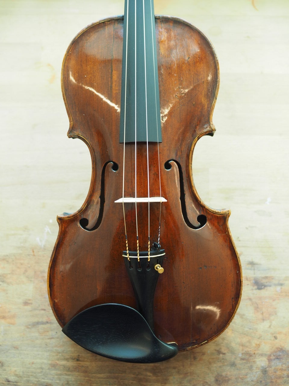 偽物とマルクノイキルヒェンのオールドヴァイオリン | ヴァイオリン