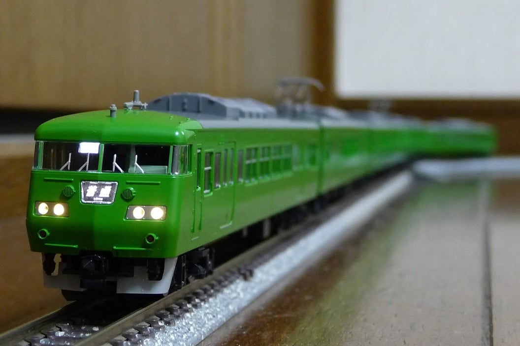 TOMIX 117-300系近郊電車(緑色)セット入線 | Bullet Train Favorite 