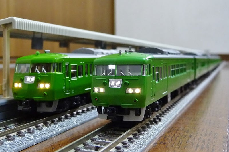 15759円 【着後レビューで TOMIX Nゲージ JR 117 300系 緑色 セット 98782 鉄道模型 電車