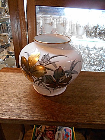 大倉陶園 金彩花瓶 花入 OKURA フラワーベース | 帯広で人気の