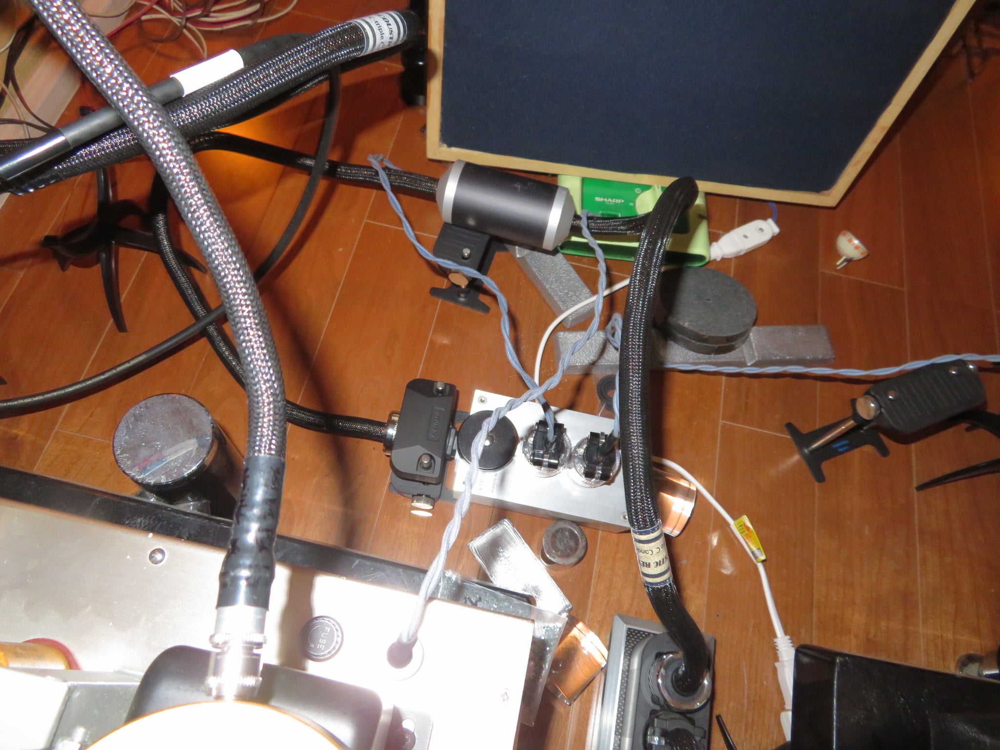 外す勇気 塩ビのケーブルインシュレーターHelca1 | ニャンコの 外す勇気 塩ビのケーブルインシュレーターHelca1 | ニャンコの