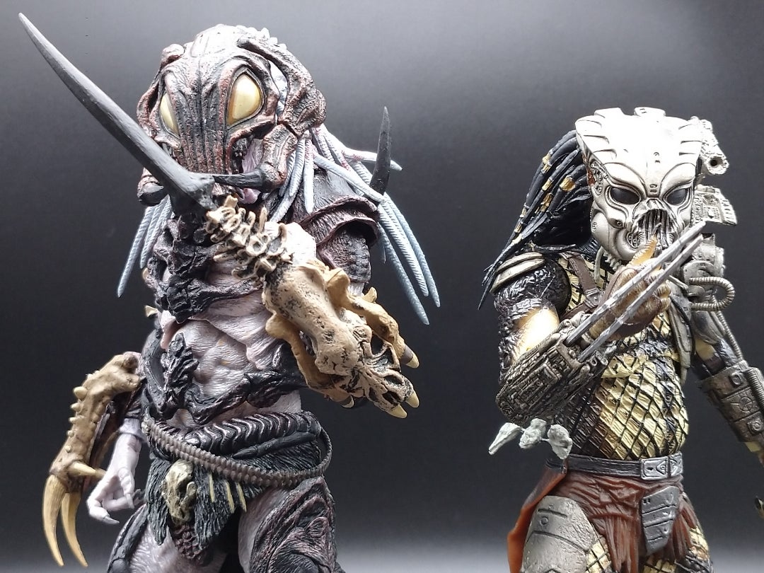 329 NECA ALPHA PREDATOR | A V P V T V R 329 NECA ALPHA PREDATOR | A V P V T V R
