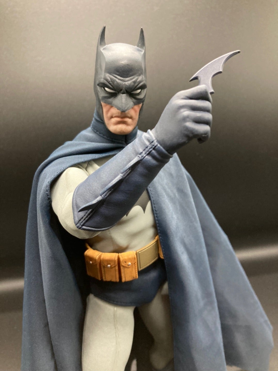 Sideshow Sixth Scale Batman (Version 2) | 5out5toysのアメトイ紹介
