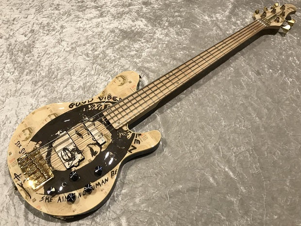 ESP Bass Ⅳ L'Arc〜en〜Ciel tetsuya氏モデルです。 楽器/器材 ベース 