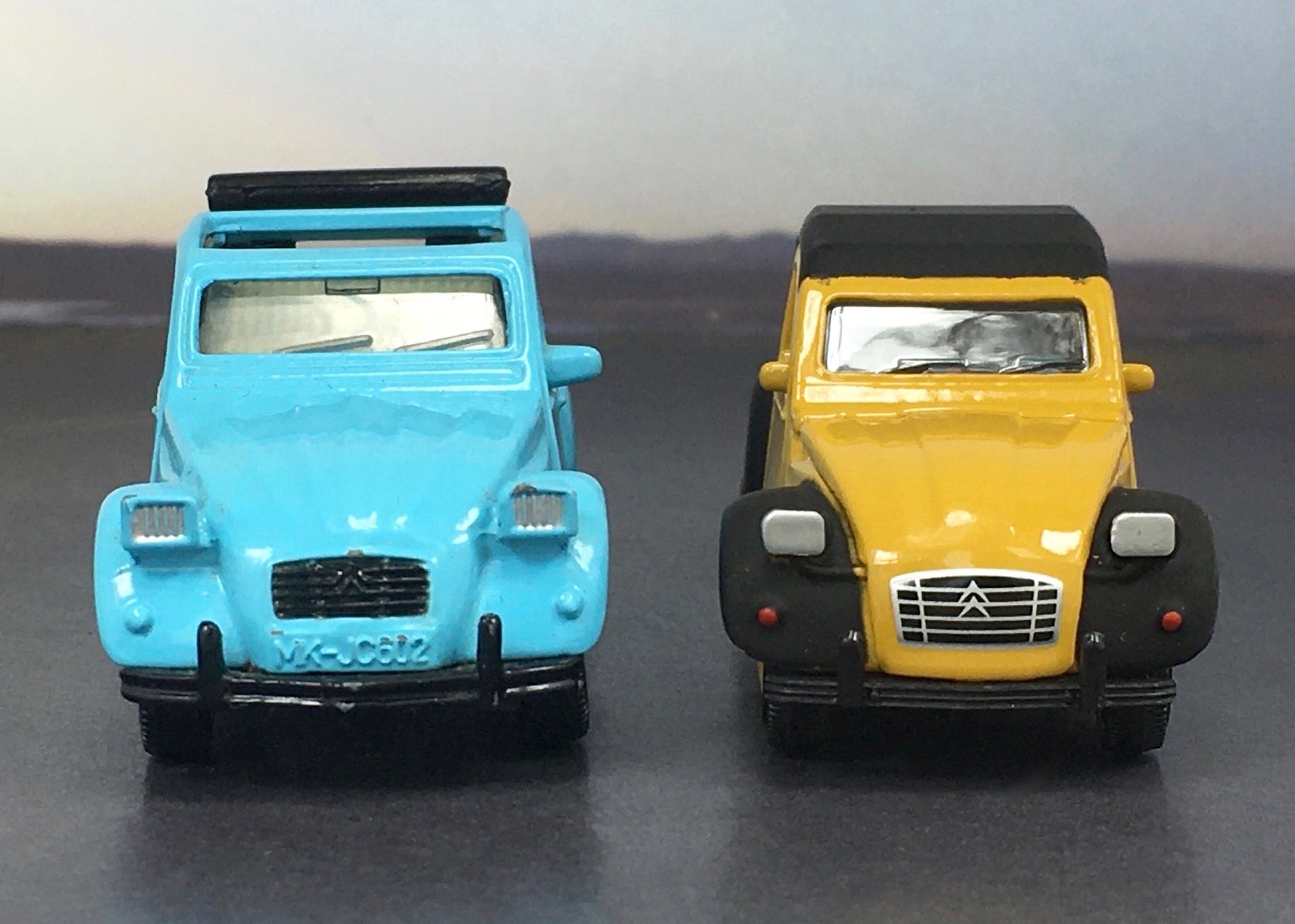 Siku Citroen 2CV 6 | Miniature Cars Utopia ~AVALON~ Siku Citroen 2CV 6 | Miniature Cars Utopia ~AVALON~