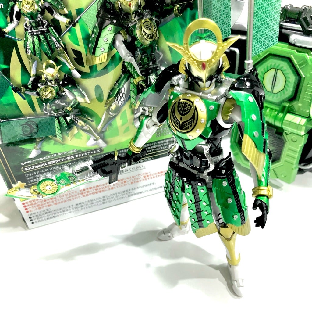激安】S.H.Figuarts斬月 カチドキアームズ!キラッキラッ装甲が超 激安】S.H.Figuarts斬月 カチドキアームズ!キラッキラッ装甲が超