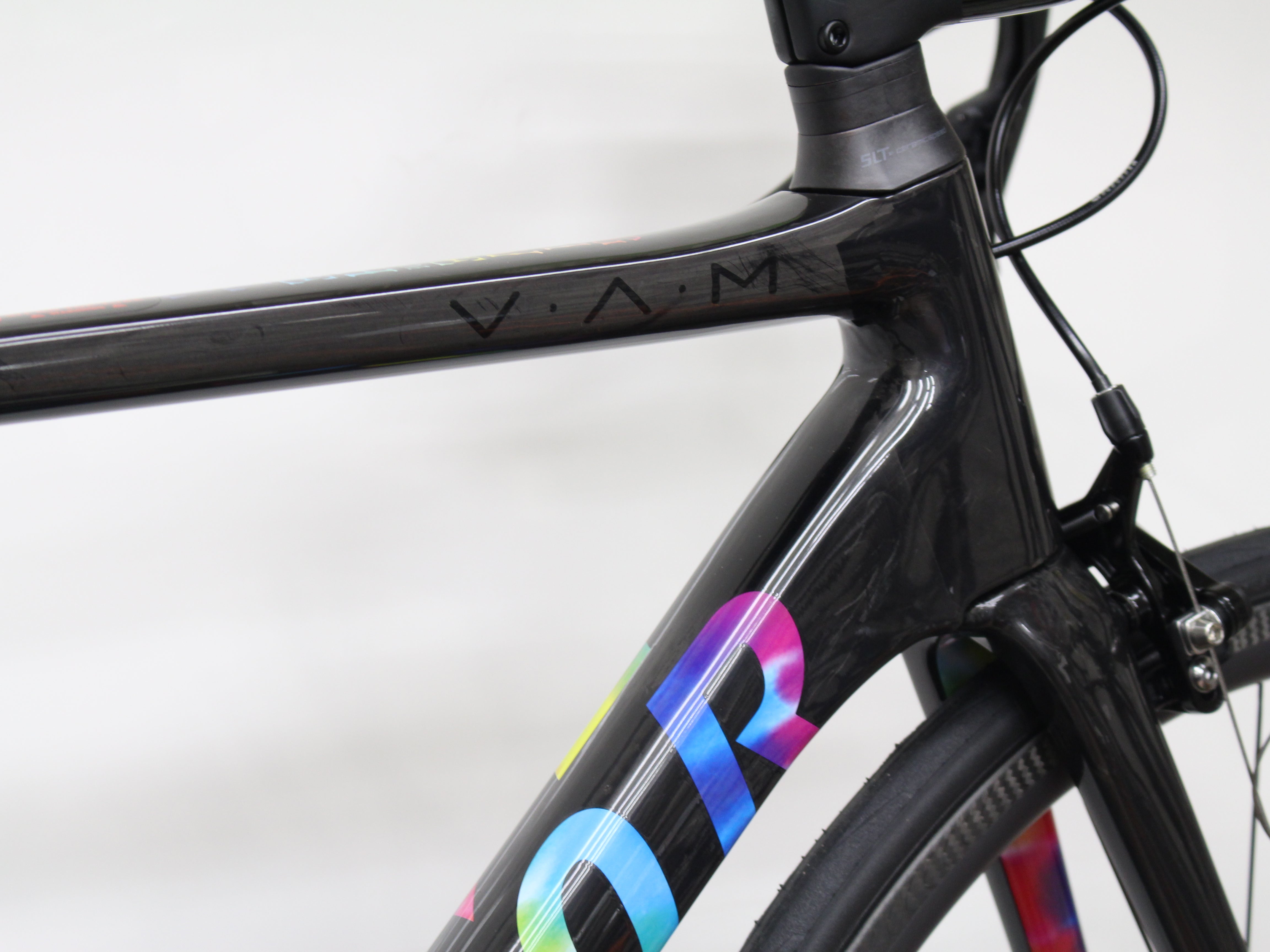 完成した完成車、軽量バイクを求めるならFACTOR O2 V.A.M 完成した完成車、軽量バイクを求めるならFACTOR O2 V.A.M