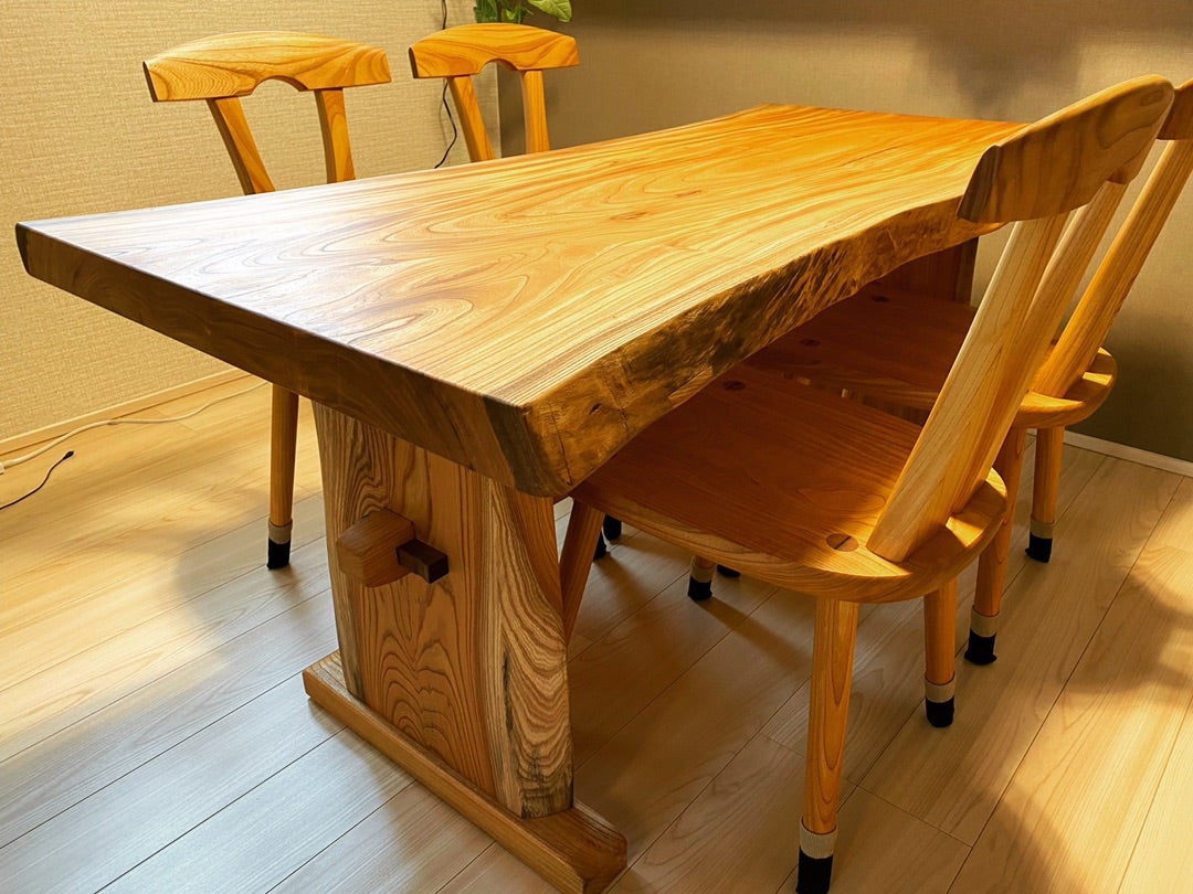 愛知県刈谷市へ欅一枚板テーブルお届け | 一枚板テーブル工房白山クラフト