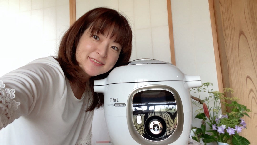めっちゃ時短!電気圧力鍋クックフォーミーが来たー!!すげえ めっちゃ時短!電気圧力鍋クックフォーミーが来たー!!すげえ