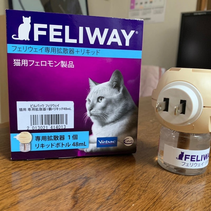 FELIWAY フェリウェイ リキッド 48ml 猫用 フェロモン 交換用 交換 ボトル 2個セット 輸入品 外箱なし