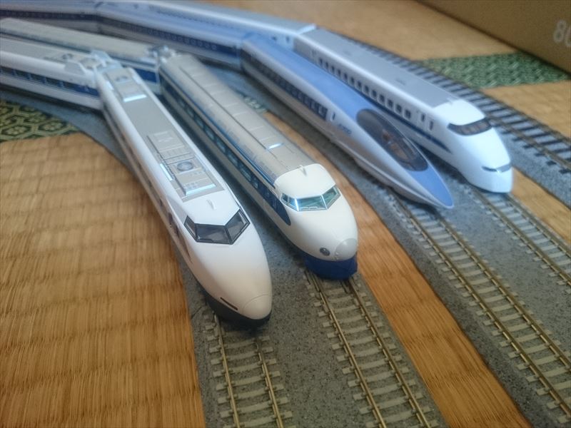 祝！ TOMIX 300系新幹線（後期型・登場時） 入線！ | キハでGo！