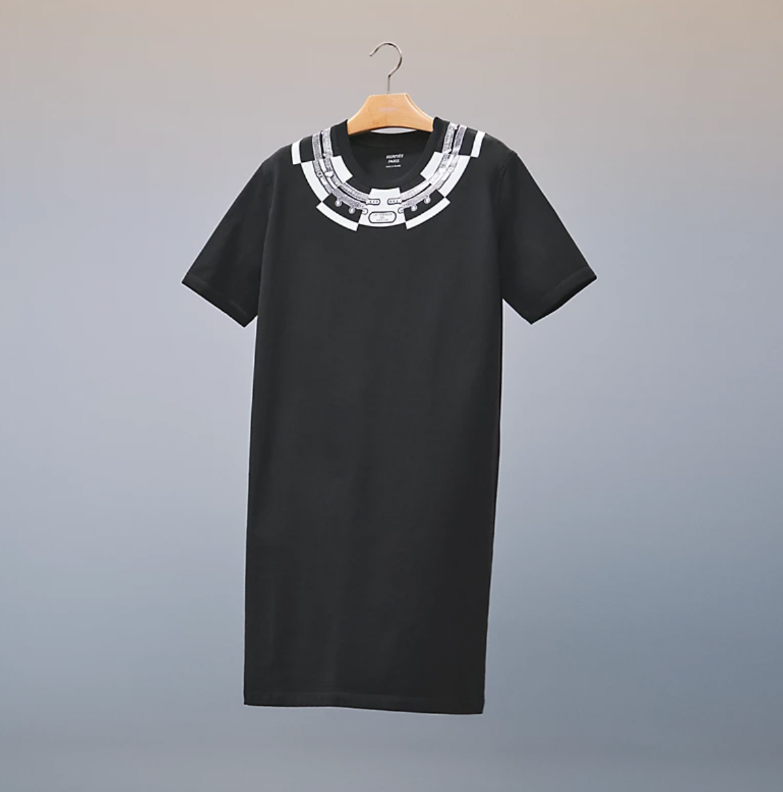 エルメスのリーズナブルなTシャツドレス Printed t-shirt dress | 世界 