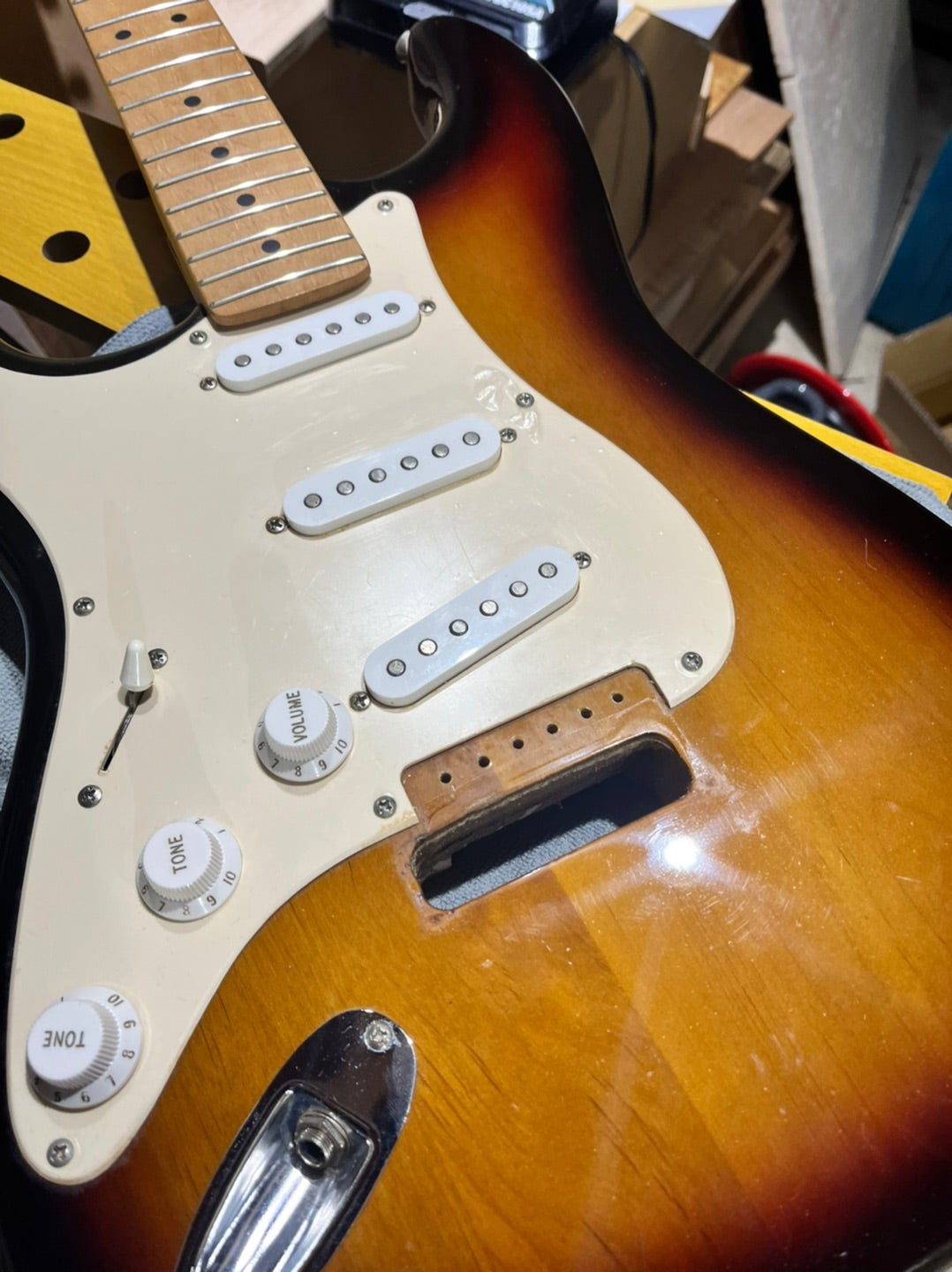 レフティギターの右利き改造（前編） | ギターいじりは楽しい！