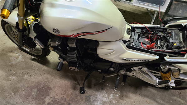 XJR1300ダイナモパンク! バラシて修理出来るかな? | 風来坊Shoの他愛