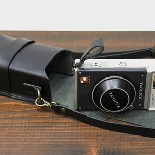 レトロなYASHICAフィルムカメラのヌメ革カメラケースをオーダー製作の画像