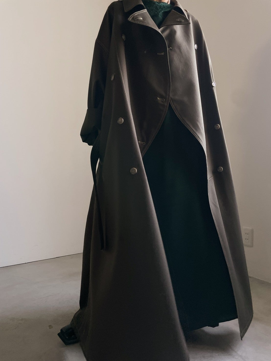 人気急上昇】 【新品タグ付き】WAVE FRONT OVER COAT トレンチコート