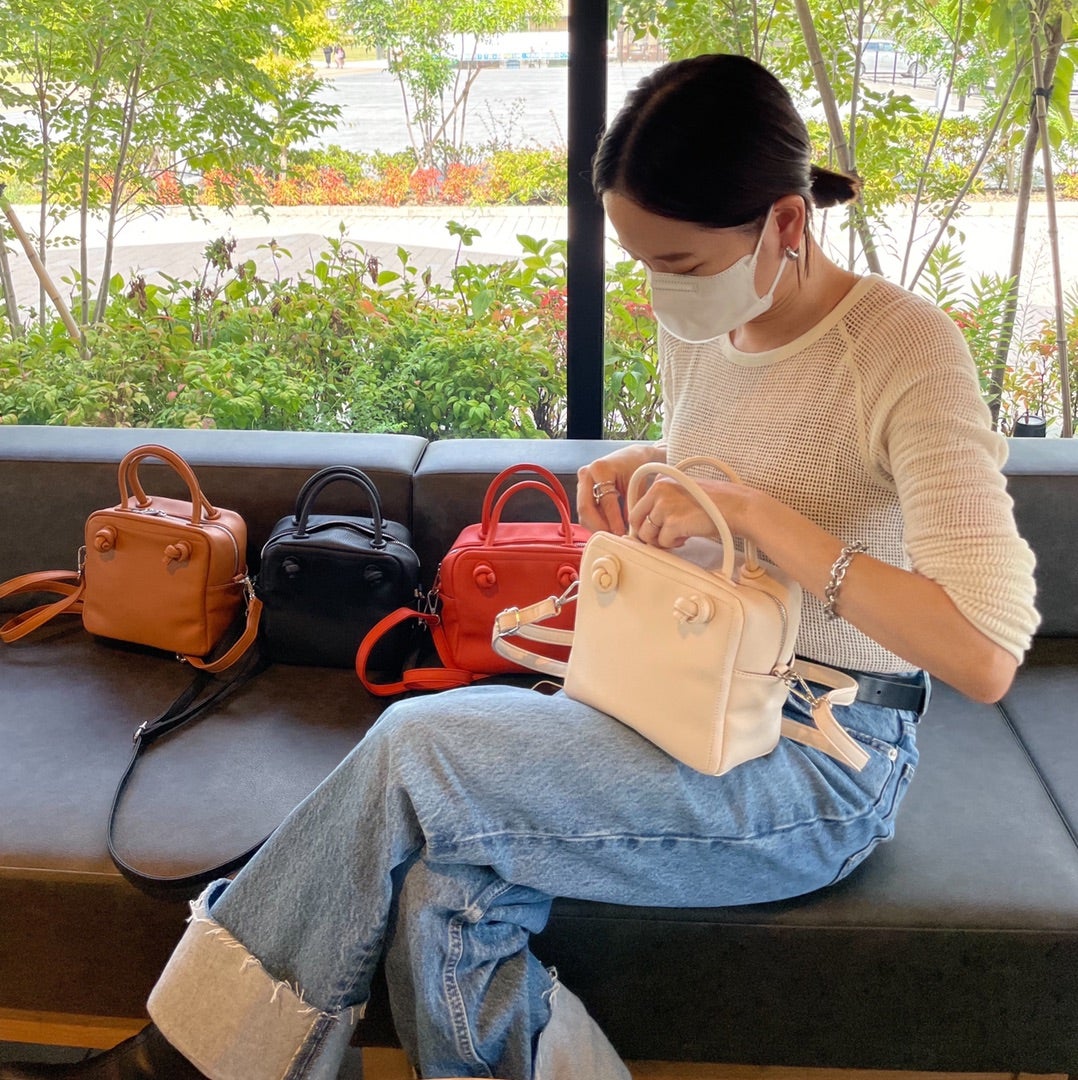 いよいよ明日発売!理想が形になったバッグ | Shiori's「on」style