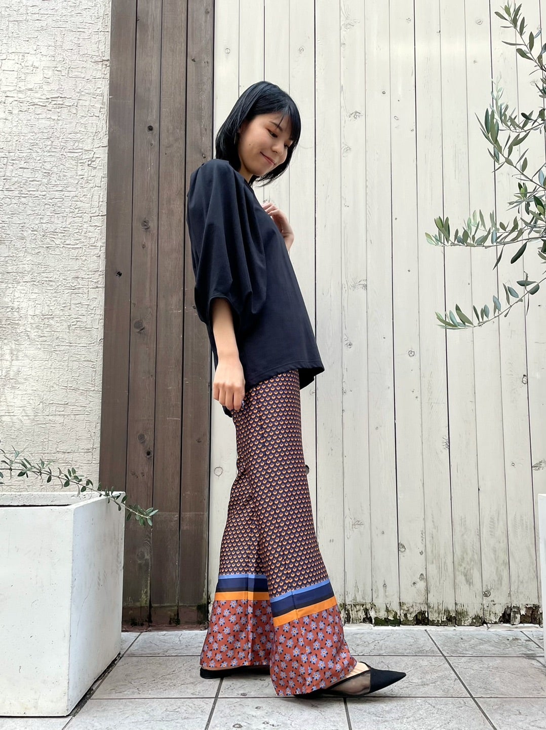 スカーフパターンイージーパンツ | napoca jiyugaoka staff blog