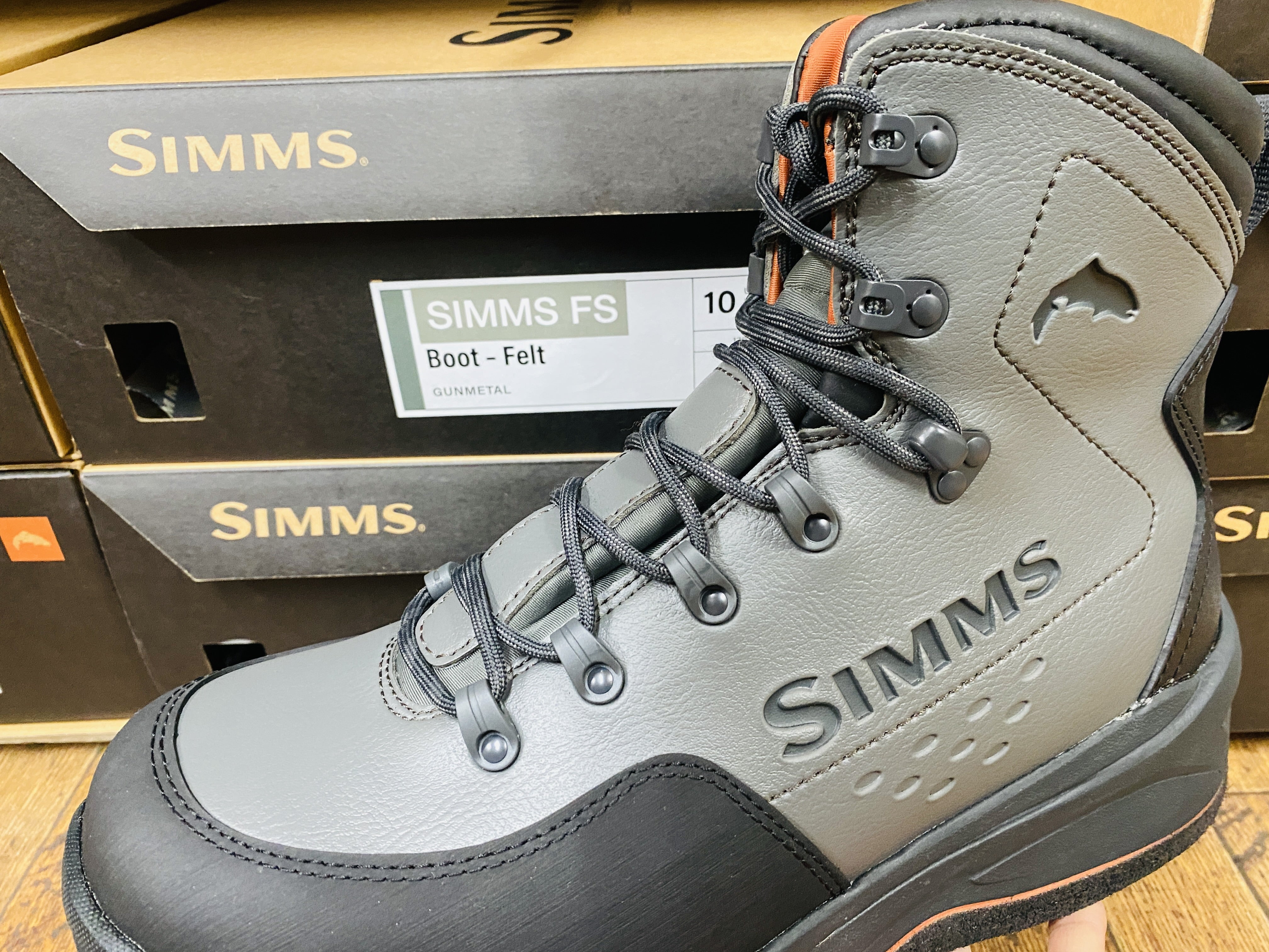 入荷案内〜 SIMMSウェーディングシューズ一挙入荷!! 〜 | BLUE MARLIN