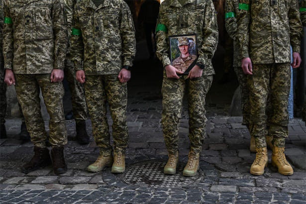 ウクライナはロシア戦死兵の顔をAI識別し遺族に知らせている
