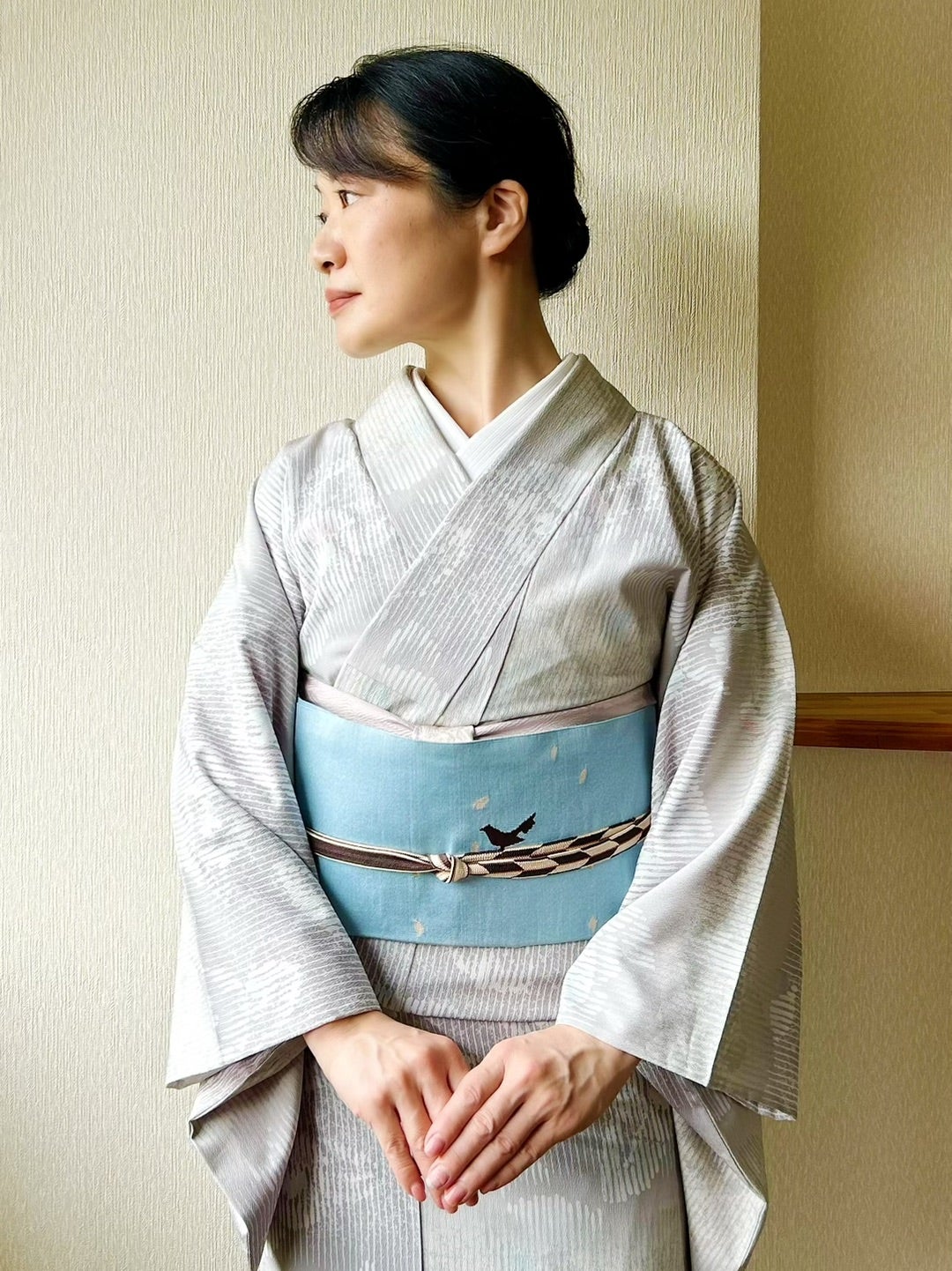大島紬に貴久樹の刺繍名古屋帯を締めて | シンプルきもの×ヒロコStyle 