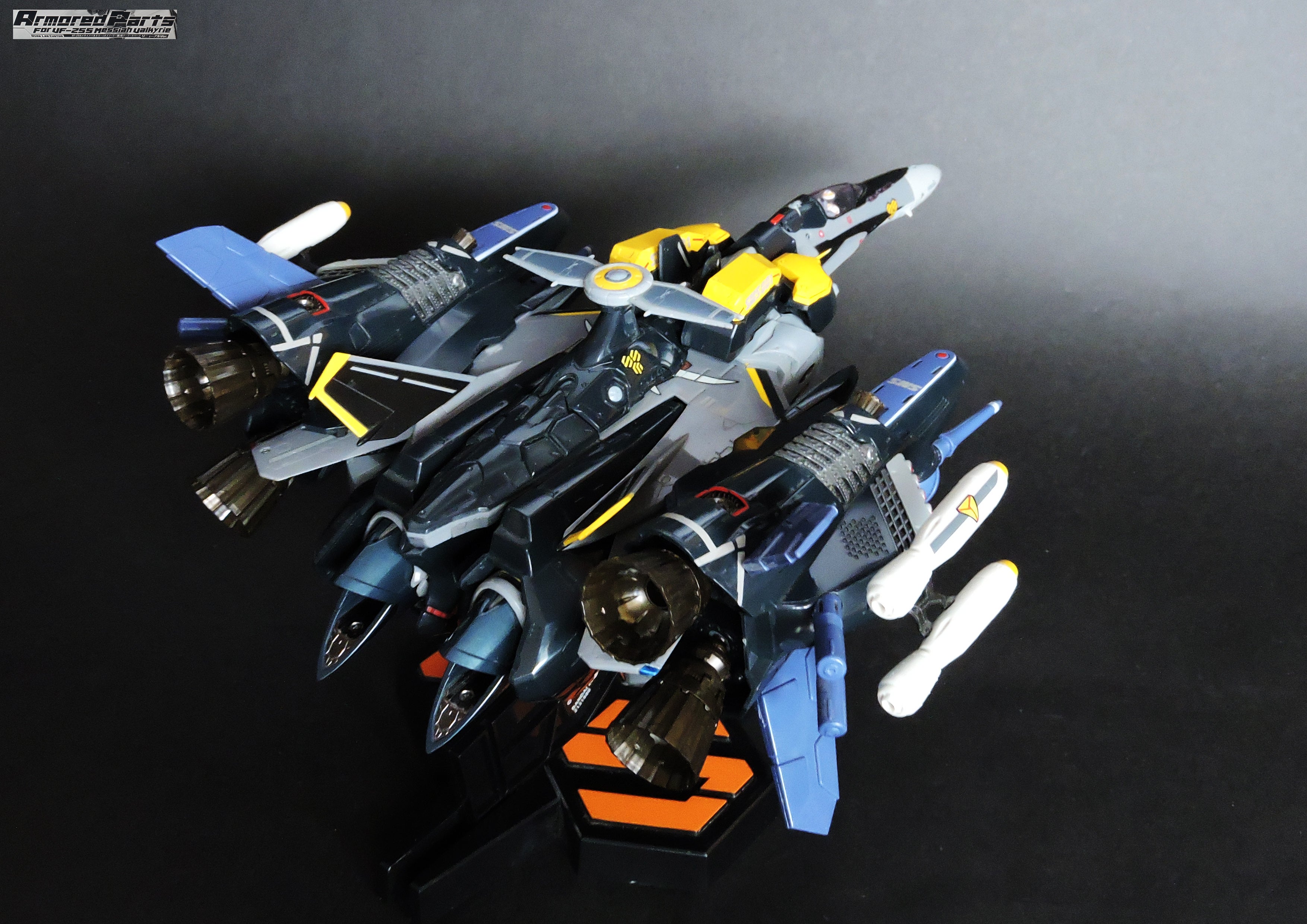 DX超合金マクロス VF-25S アーマードメサイア(オズマ・リー機