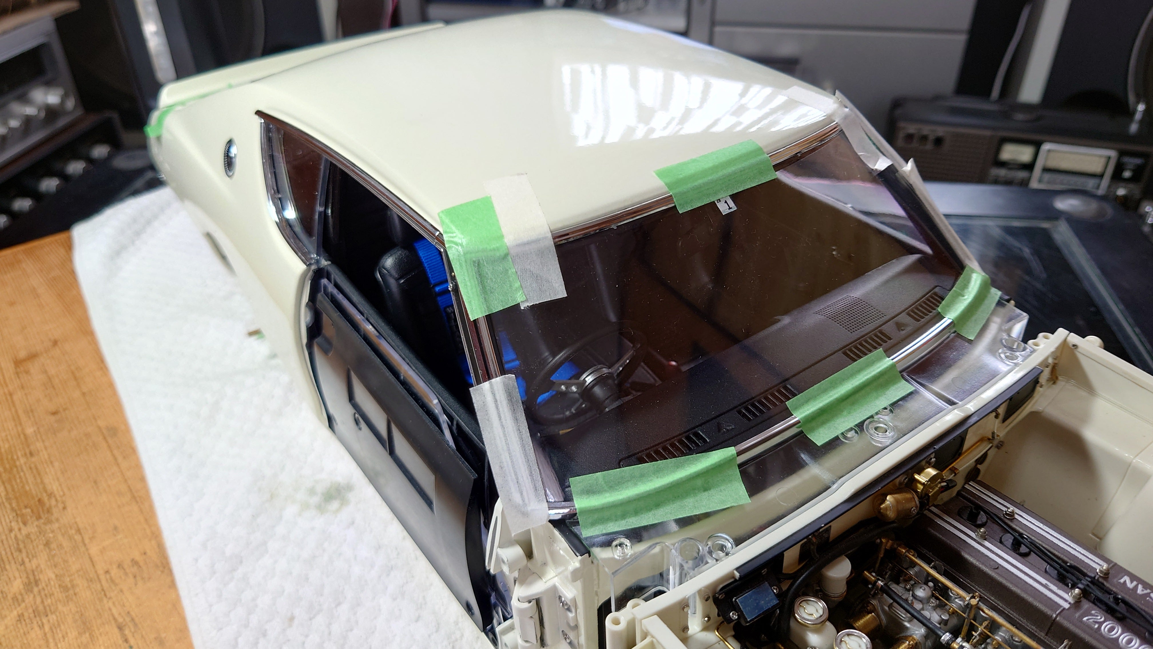 DeAGOSTINI ケンメリGT-R 【85号】ボディの組み立て⑥92〜94号を DeAGOSTINI ケンメリGT-R 【85号】ボディの組み立て⑥92〜94号を