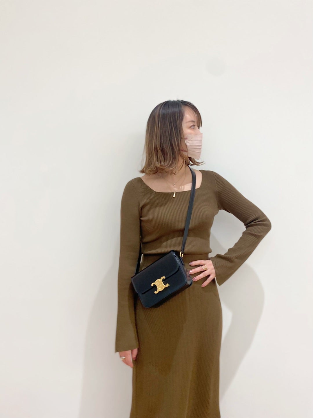 今話題のアイテムを ユニクロ開店前に行って驚いたこと【UNIQLO×MameKurogouchi シャツ/ブラウス(長袖/七分)