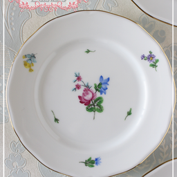 画像 【仲良し3人組】体験レッスン♪ジュエル絵の具作品♪すずらんのグラス♪＜◆生徒様作品集◆＞ の記事より 2つ目