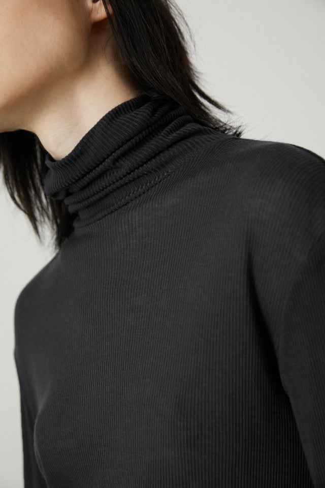 アイボリー×レッド リムアーク High neck knit jumper | www.tegdarco.com