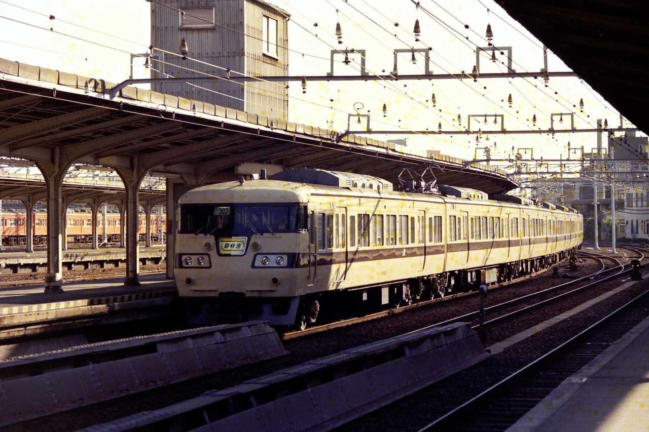 1987年8月大阪駅にて-4 | asasio82のブログ