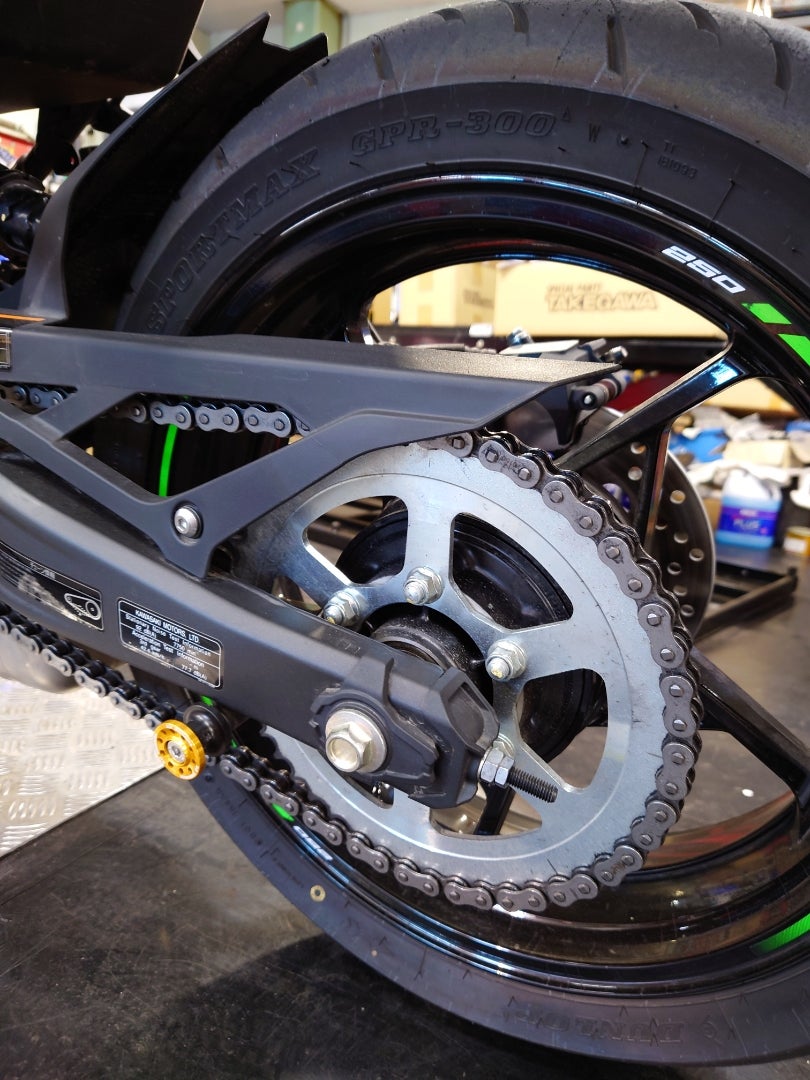 サーキット向けにZX-25R駆動系チェンジ! | 本庄市のバイク屋 サーキット向けにZX-25R駆動系チェンジ! | 本庄市のバイク屋