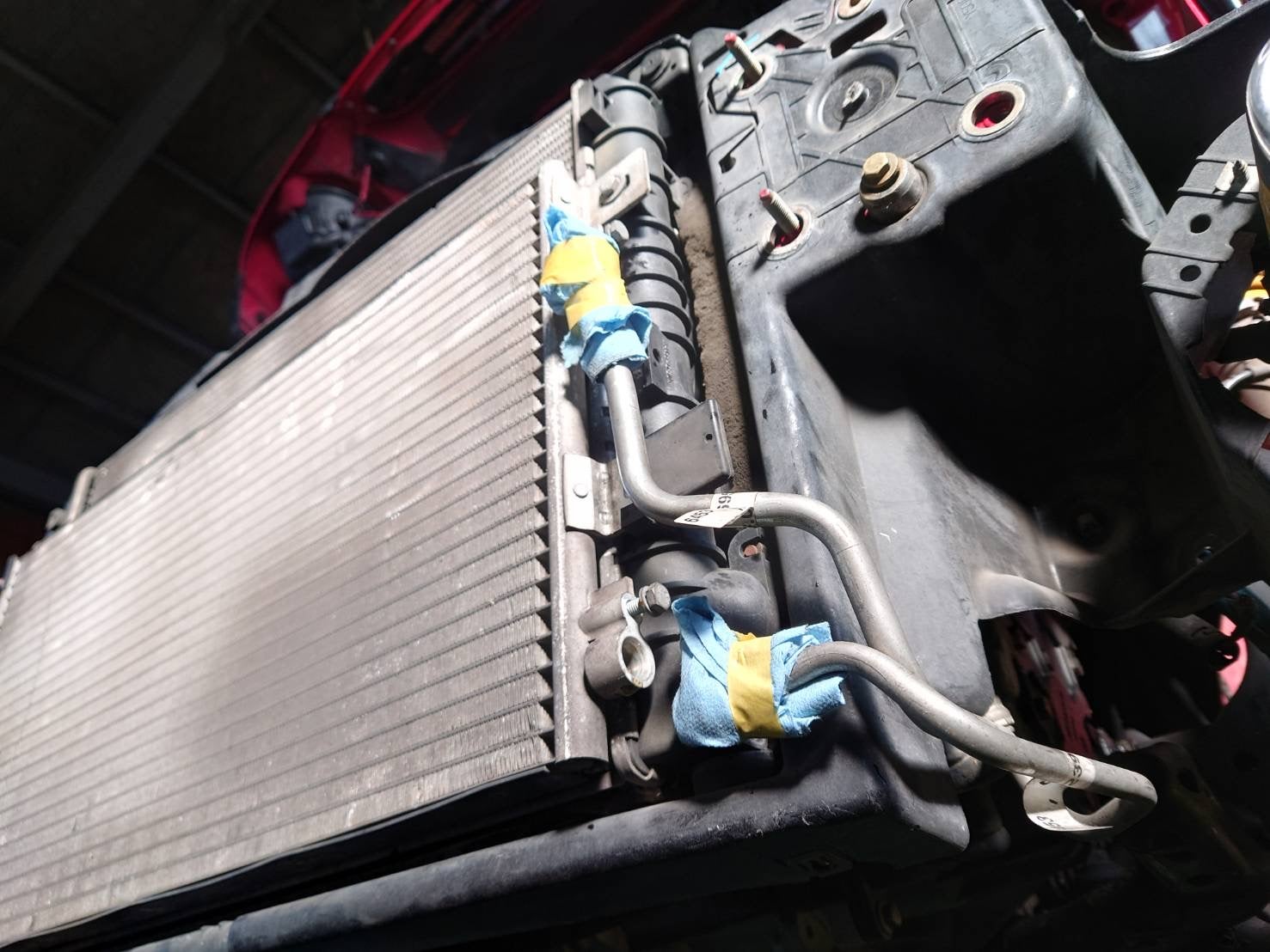 兎に角エンジン降ろす所から始まるR53、宝石の様なエンジン 兎に角エンジン降ろす所から始まるR53、宝石の様なエンジン