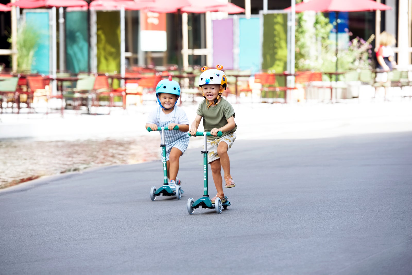 マイクロスクーター キックボード 子供用キックボード 子ども用キックボード マイクロキックボード m-cro ヘルメット 子供用ヘルメット 二輪車 三輪車　自転車　安全　補助器具
